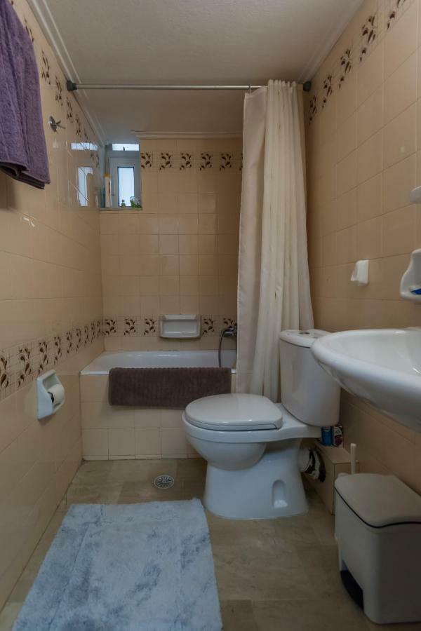 Cozy & Quiet Central Apartment Каламата Экстерьер фото